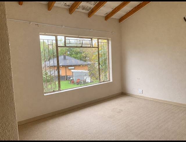 3 BEDROOM APARTMENT FOR SALE IN VEREENIGING CENTRAL